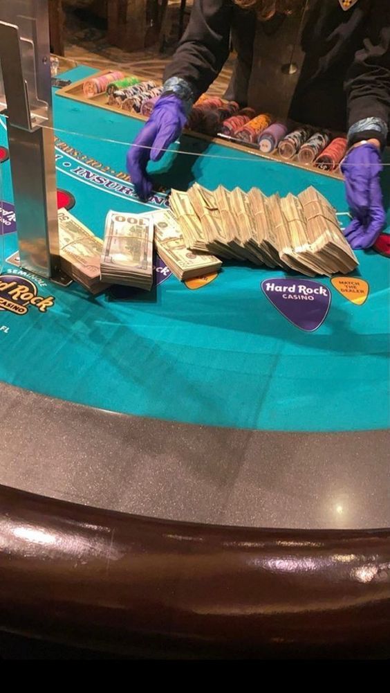 پاکستان کے HighRoller 777 APK کھلاڑیوں کے لیےجیک پاٹ گیم